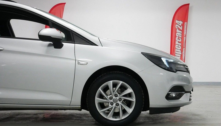 Opel Astra cena 41900 przebieg: 140000, rok produkcji 2020 z Zdzieszowice małe 781